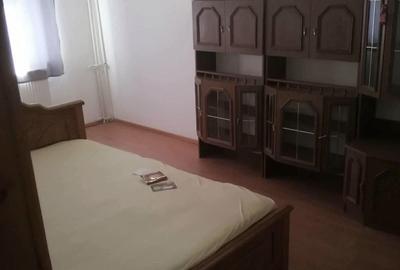 Apartament cu 2 camere decomandat în Central - 1