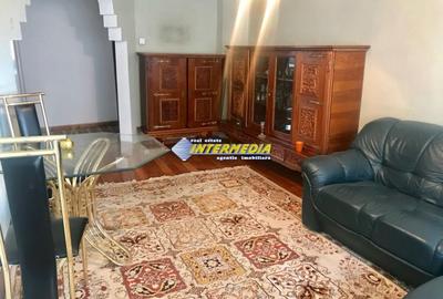 Apartament cu 4 camere decomandat, mobilat în Cetate - 6