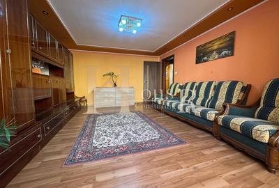 Etaj 2.Bloc izolat.Centrala proprie.Vedere 2 parti - 4