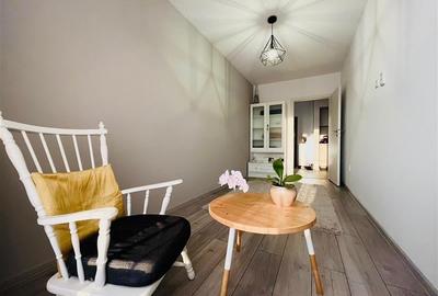 Apartament in vila,3 camere,etaj2, 2 locuri de parcare,boxa,vedere Tampa,Tractor - 3