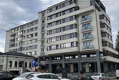 Garsonieră decomandată în Central - 8