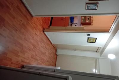Apartament cu 3 camere decomandat în Central - 9