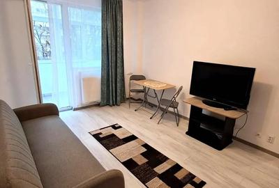 Apartament cu 2 camere semidecomandat, mobilat în Gorjului