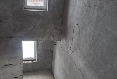 Casă în Partoș - 1