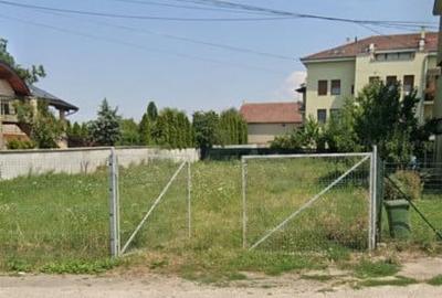 Teren intravilan str Platanului