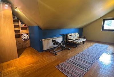 Casa de închiriat 7 camere Sector 4, ideal pentru clinica, gradinita - 19