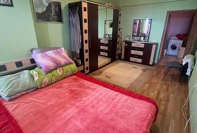 Apartament cu 4 camere FOARTE MARE inel 1 - 11