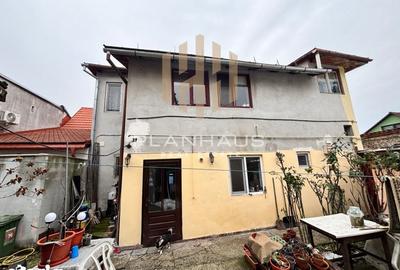 Casă cu 6 camere cu Garaj în Ultracentral