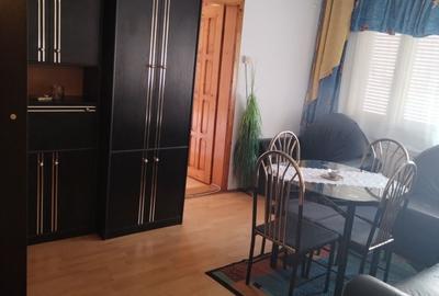 Apartament cu 3 camere semidecomandat în Central - 5