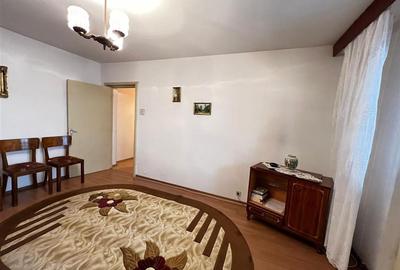 Apartament cu 2 camere decomandat, mobilat în Calea București - 7