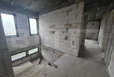 Casă cu Teren 570 Mp în Central - 15