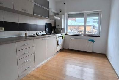 Spațiu comercial, de 43 mp, în Bucium - 3