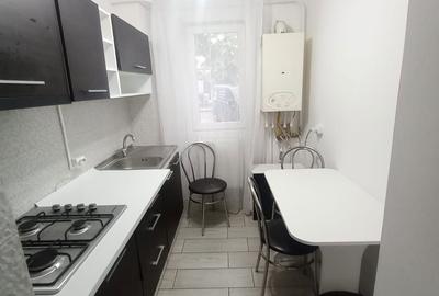 Apartament cu 3 camere semidecomandat în Central - 6