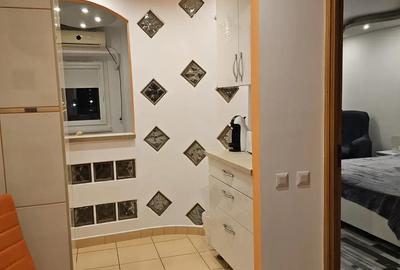 Garsonieră decomandată în Vitan - 2