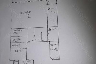 Casă cu 4 camere în Micro 14 - 2