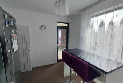 Casă cu 4 camere cu Canalizare în Rediu - 6