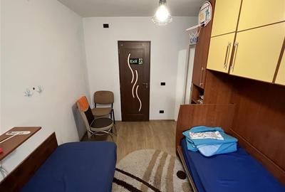 Ap 3 camere,parter, balcon, ultracentral- Scoala 9 - 8