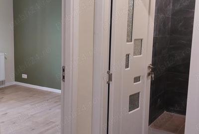 Roman, zona centrala Apartament 2 camere, balcon 7 m, etaj 3 4 Renovare 2025 - 6