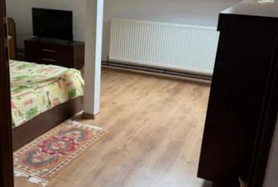 Casă cu 8 camere cu Teren 502 Mp în Castelul Peleș - 7