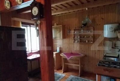 Casă cu Teren 300 Mp în Central - 1