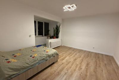 2 camere Titan Parc - Metrou - 4