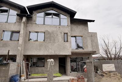 Duplex cu 4 camere cu Teren 135 Mp în Berceni - 4