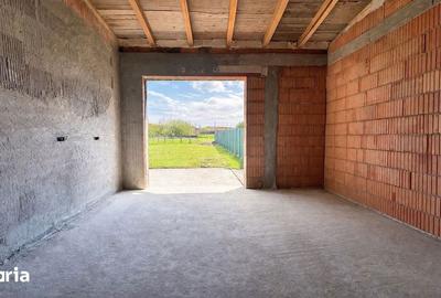 Casă cu 4 camere cu Teren 370 Mp în Ghiroda - 5