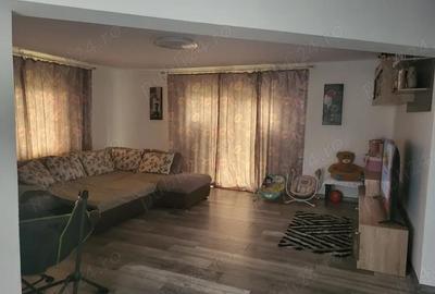 Casă cu 6 camere cu Teren 729 Mp în Căpățânești - 10
