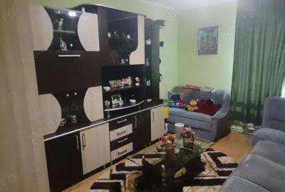 Apartament cu 4 camere de vanzare - 3