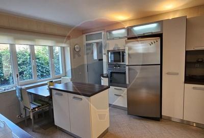 Vila deosebita de vanzare in Chitila, la 150 m de padure, in apropiere - 14