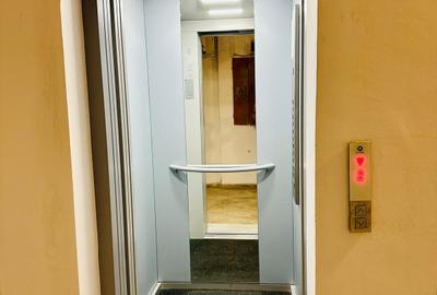 Apartament de vanzare  3 camere renovat, metrou Apărătorii Patriei – Sector 4 - 2