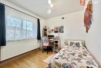 Apartament 2 camere de vanzare, zona Buziasului Apartament 2 camere de vanzare, zona Buziasului - 5