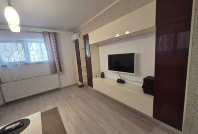 Apartament cu 2 camere decomandat în Regie - 3