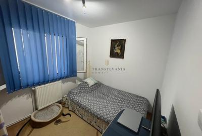Apartament cu 4 camere decomandat în Central - 8