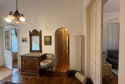 Apartament deosebit in palat istoric - 13