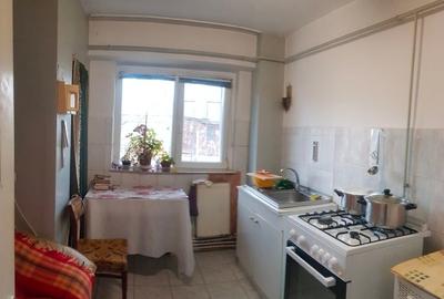 Apartament cu 3 camere decomandat în Obor - 3