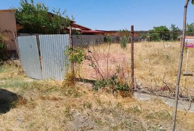 Teren de 1800 mp, în Teișori - 9