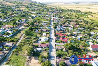 Casă cu 4 camere cu Teren 923 Mp în Niculițel - 20