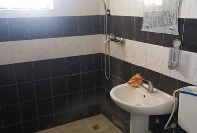 Spațiu comercial, de 8,887 mp, în Central - 4