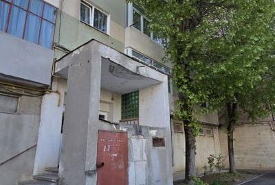 Apartament cu 3 camere decomandat în Micro 16 - 8