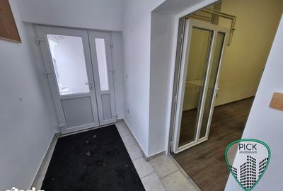 Spațiu comercial, de 47 mp, în Central - 5