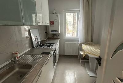 Apartament cu 2 camere semidecomandat, mobilat în Podu Roș - 5