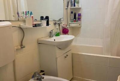 Apartament cu 3 camere semidecomandat, mobilat în Ultracentral