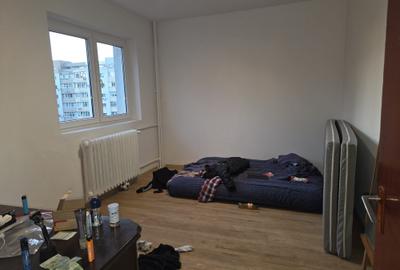 Bulevardul  Basarabia - 3 minute Metrou Costin Georgian - Apartament 2 camere - 8