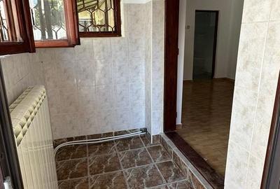 Casă de închiriat în zona Faleza Nord - 11