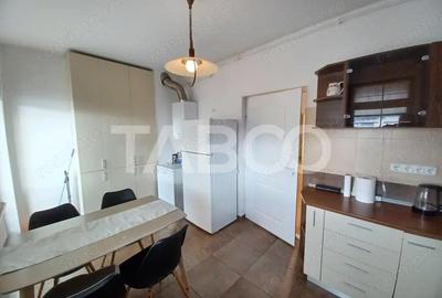 Apartament cu 3 camere decomandat în Central - 15