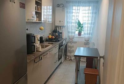 Apartament cu 2 camere decomandat în Cățelu - 1