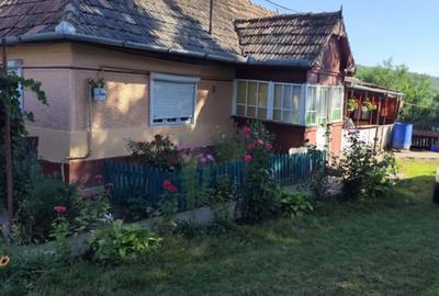 Vind casa Mihe?u de cimpie - 2