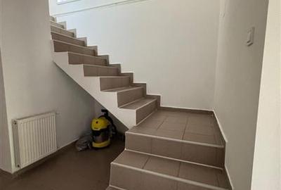 Casa cu 5 camere situata în Ploiesti, aproape de centrul orasului si de Pra Casa cu 5 camere situata în Ploiesti, aproape de centrul orasului si de Pra - 4