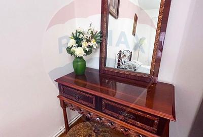 Apartament cu 3 camere, mobilat în Central - 19